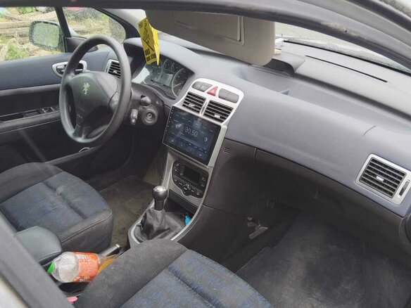 2004 Peugeot 307 I, серебристый, 260000 рублей - вид 4