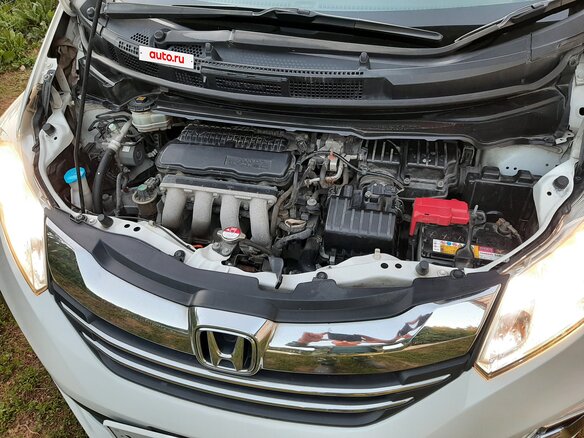 2014 Honda Freed I Рестайлинг 2, белый, 1450000 рублей - вид 19