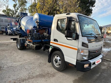 2020 Fuso (Mitsubishi) Canter, 5300000 рублей, вид 1