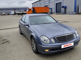 2004 Mercedes-Benz E-Класс 320 III (W211, S211), синий, 690000 рублей, вид 2