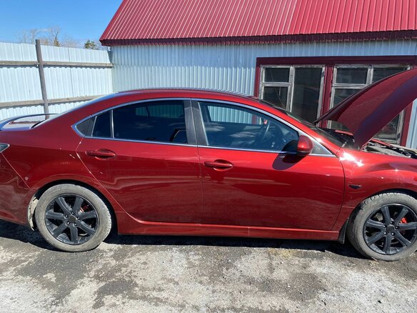 2008 Mazda 6 II (GH), красный, 980000 рублей
