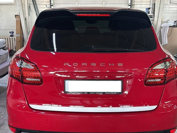 2013 Porsche Cayenne Diesel II (958), красный, 3250000 рублей