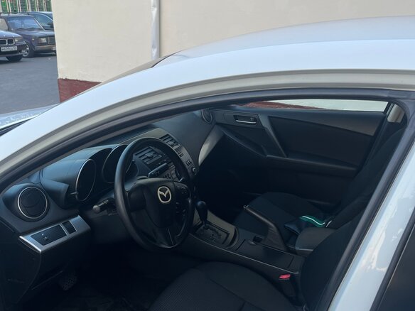 2011 Mazda 3 II (BL) Рестайлинг, белый - вид 7