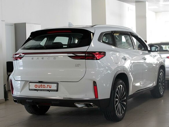 2021 Exeed TXL I Рестайлинг, белый, 2900000 рублей - вид 2