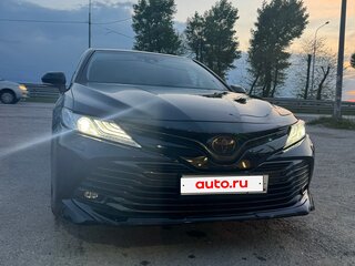 2020 Toyota Camry VIII (XV70), чёрный, 3150000 рублей, вид 2