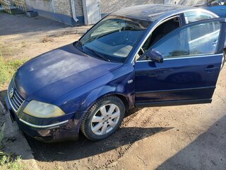 2001 Volkswagen Passat B5 Рестайлинг, синий, 255000 рублей, вид 1
