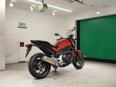 2013 Honda NC 700S, красный, 497000 рублей, вид 5