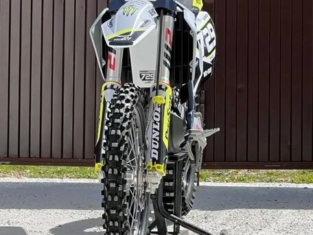 2023 Husqvarna FC 250, белый, 990000 рублей, вид 3