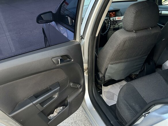 2008 Opel Astra 6-speed H Рестайлинг, серебристый, 470000 рублей - вид 9