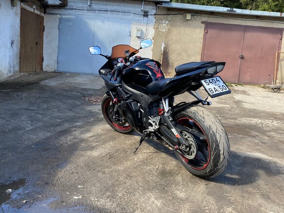 2008 Yamaha YZF-R6, чёрный, 580000 рублей - вид 4