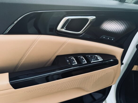 2020 Kia Carnival IV, белый, 4599000 рублей - вид 21