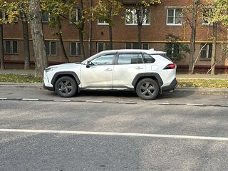 2022 Toyota RAV4 V (XA50), белый, 3162000 рублей, вид 1