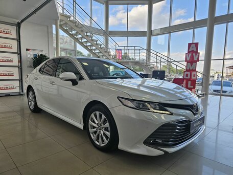 2019 Toyota Camry VIII (XV70), белый, 2589000 рублей, вид 5