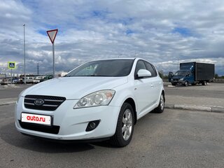 2009 Kia Ceed I, белый, 700000 рублей, вид 1