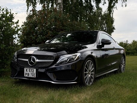 2017 Mercedes-Benz C-Класс 180 IV (W205), чёрный, 2549000 рублей, вид 1