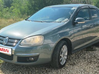 2009 Volkswagen Jetta V, зелёный, 640000 рублей, вид 1