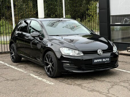 Volkswagen Golf VII