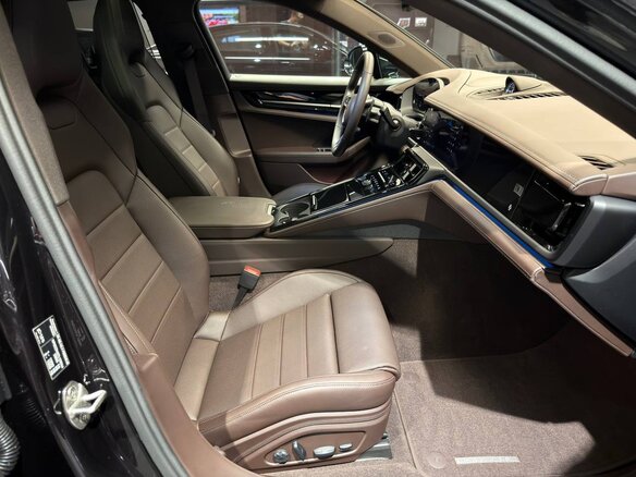 2026 Porsche Panamera 4 E-Hybrid Executive III, чёрный, 26990000 рублей - вид 15