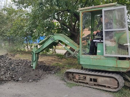 1998 Mitsubishi MM30SR, зелёный, 790000 рублей, вид 1