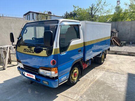 2001 Isuzu Elf (N-series), синий, 1280000 рублей, вид 3