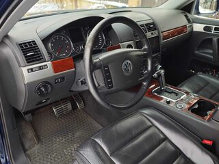 2005 Volkswagen Touareg I, синий, 1600000 рублей, вид 3