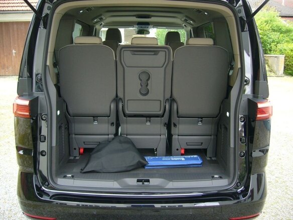 2025 Volkswagen Multivan T7, чёрный, 9970000 рублей - вид 18