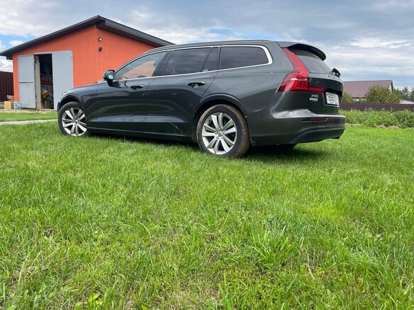 2019 Volvo V60 II, серый, 2220000 рублей - вид 12
