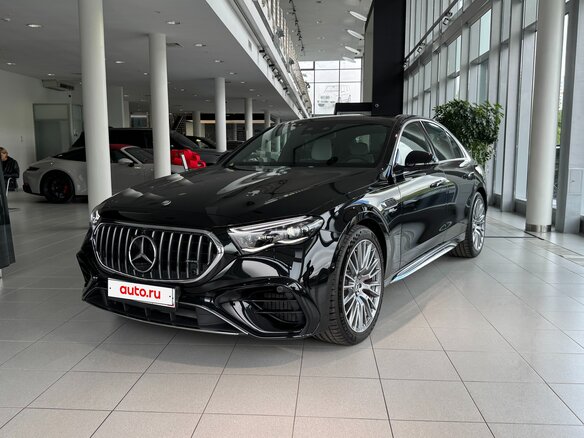 2025 Mercedes-Benz E-Класс AMG 53 AMG VI (W214), чёрный