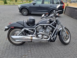2005 Harley-Davidson V-Rod, чёрный, 704710 рублей, вид 4