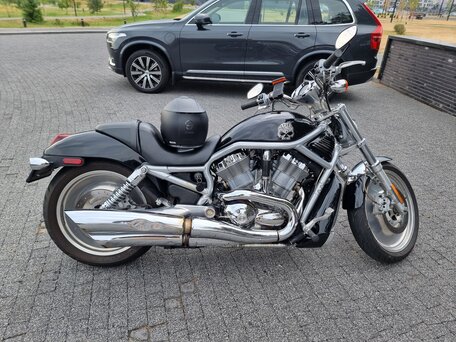 2005 Harley-Davidson V-Rod, чёрный, 708964 рублей, вид 4