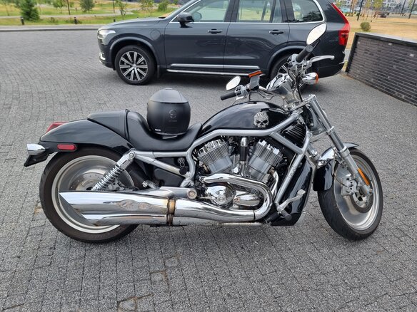 2005 Harley-Davidson V-Rod, чёрный, 704710 рублей - вид 3