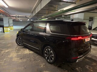 2021 Kia Carnival IV, чёрный, 4800000 рублей, вид 3