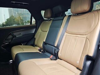 2024 Land Rover Range Rover Sport P460e III, чёрный, 14200000 рублей, вид 4