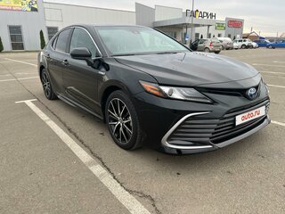 2021 Toyota Camry VIII (XV70) Рестайлинг, чёрный, 3570000 рублей, вид 3