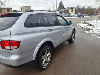 2010 SsangYong Kyron 6-speed I Рестайлинг, серебристый, 820000 рублей, вид 4