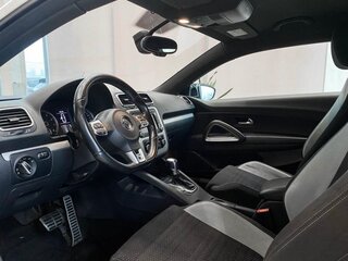 2012 Volkswagen Scirocco III, белый, 1490000 рублей, вид 3