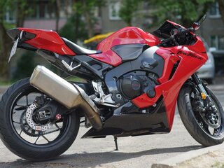 2018 Honda CBR 1000 RR/RA Fireblade, красный, 1178759 рублей, вид 2