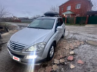 2010 SsangYong Kyron 6-speed I Рестайлинг, серебристый, 950000 рублей, вид 1
