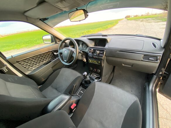 2017 Lada (ВАЗ) Priora I Рестайлинг, коричневый, 505000 рублей - вид 9