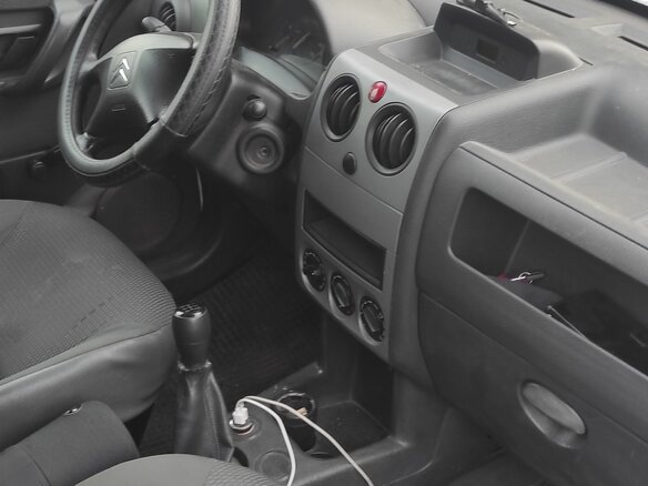 2010 Citroen Berlingo I Рестайлинг, белый, 550000 рублей - вид 5