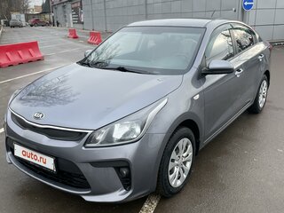 2018 Kia Rio IV, серый, 1410000 рублей, вид 2