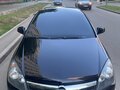2010 Opel Astra GTC H Рестайлинг, чёрный, 740000 рублей - вид 1