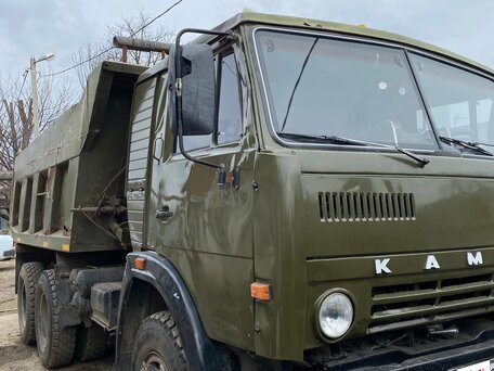 1988 КамАЗ 5511, зелёный, 900000 рублей, вид 1