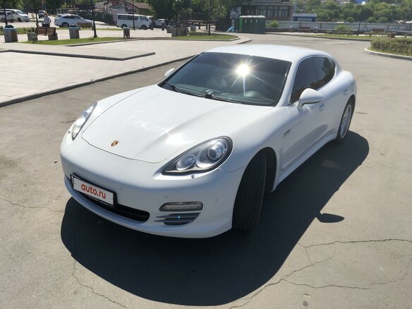 2013 Porsche Panamera 4S I, белый, 4400000 рублей - вид 18