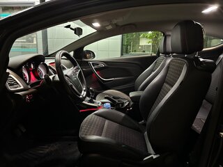 2014 Opel Astra GTC J Рестайлинг, чёрный, 1140000 рублей, вид 4