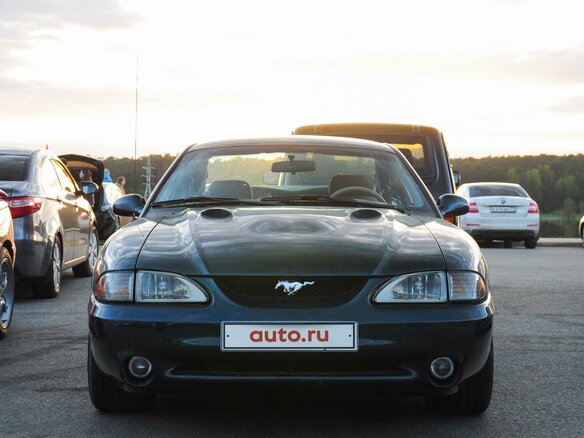 1994 Ford Mustang IV, зелёный, 2500000 рублей - вид 1