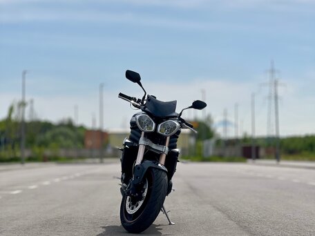 2015 Triumph Speed Triple, чёрный, 575000 рублей, вид 1