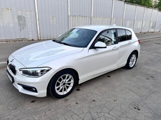 2017 BMW 1 серии 118i II (F20/F21) Рестайлинг 2, белый, 1650000 рублей, вид 1