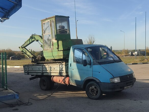 1998 Mitsubishi MM30SR, зелёный, 790000 рублей - вид 1