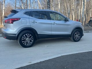 2018 Nissan Rogue Sport I, серебристый, 1800000 рублей, вид 4